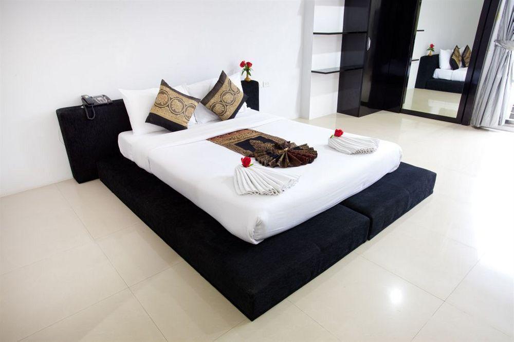 Lars-Lita Residence Patong Экстерьер фото