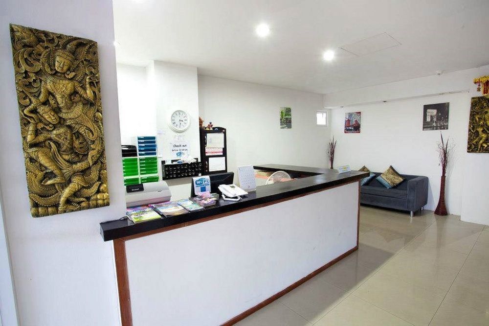 Lars-Lita Residence Patong Экстерьер фото