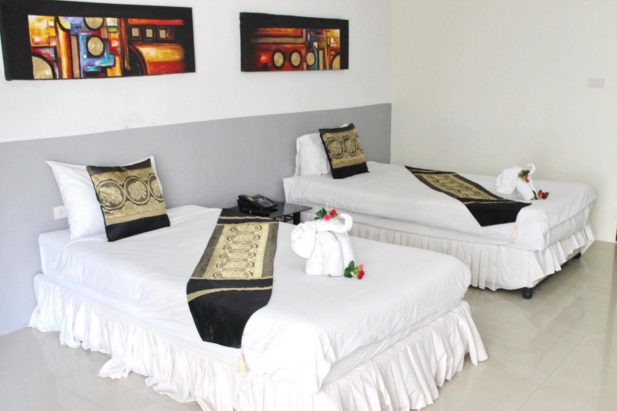 Lars-Lita Residence Patong Экстерьер фото